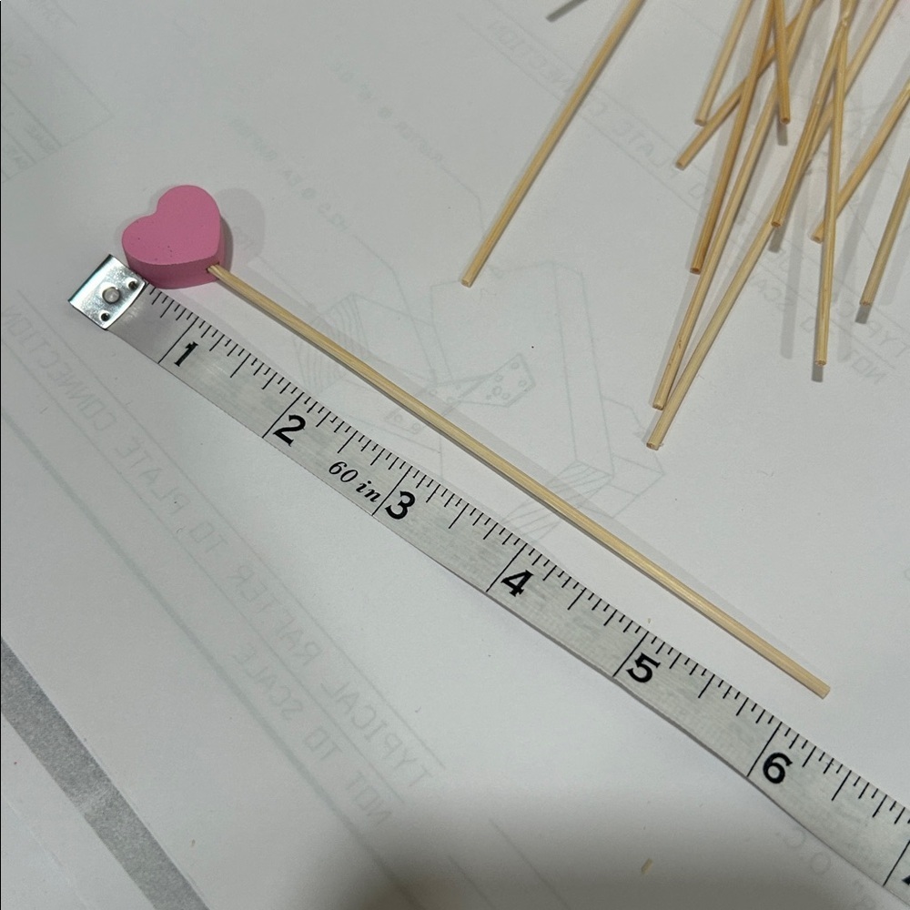 Pink Heart Wooden Sticks (16) - Picture 3 of 3